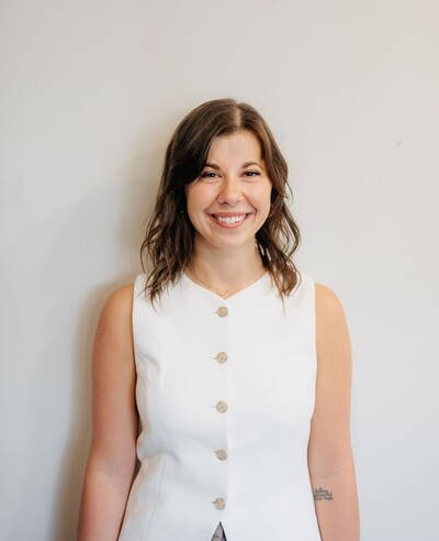 Link to: https://foothillsintegrative.janeapp.com/#/staff_member/6